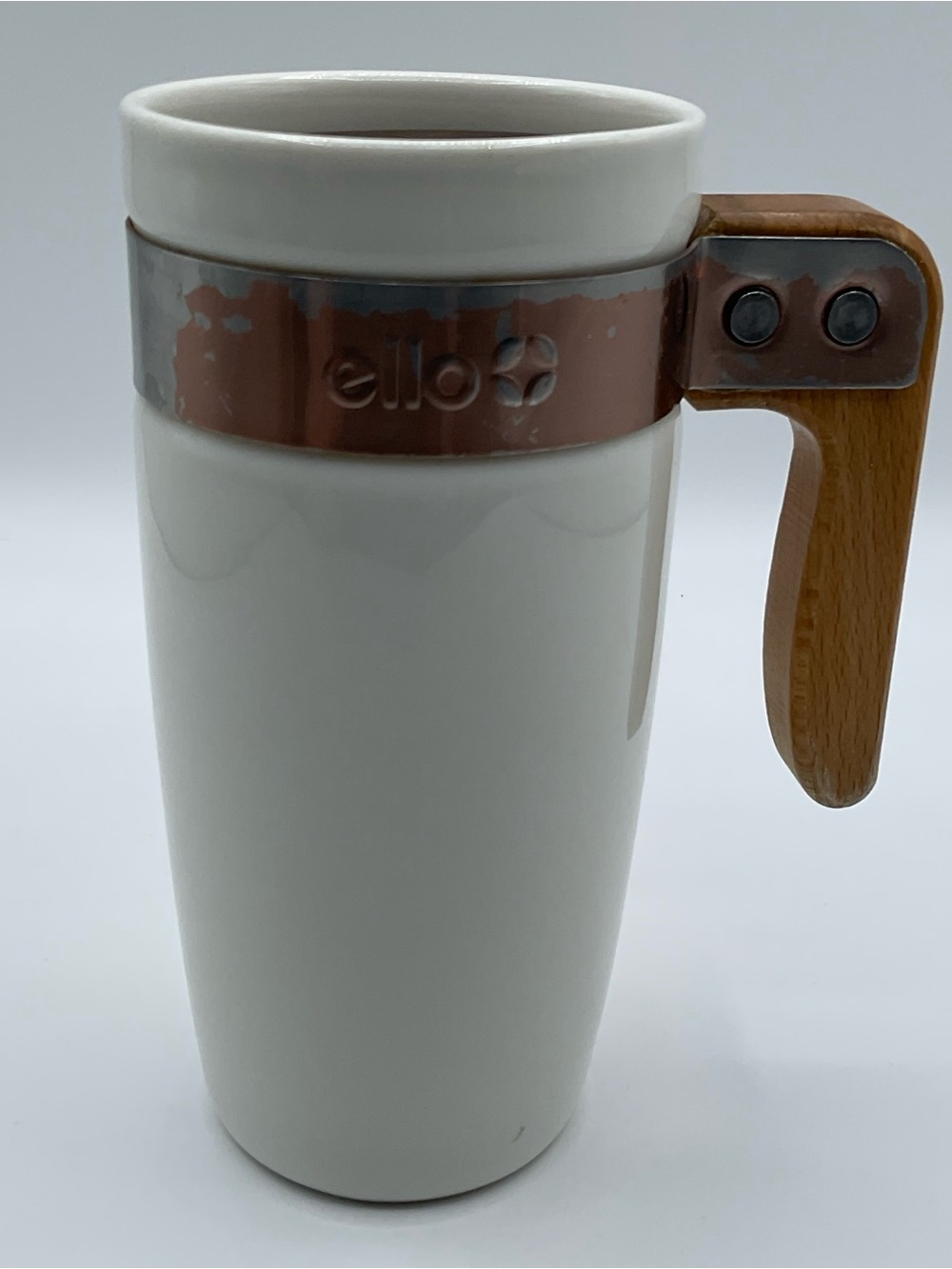 Ello Fulton 16 oz Ceramic Travel Mug White Wood Handle Copper Band Lid